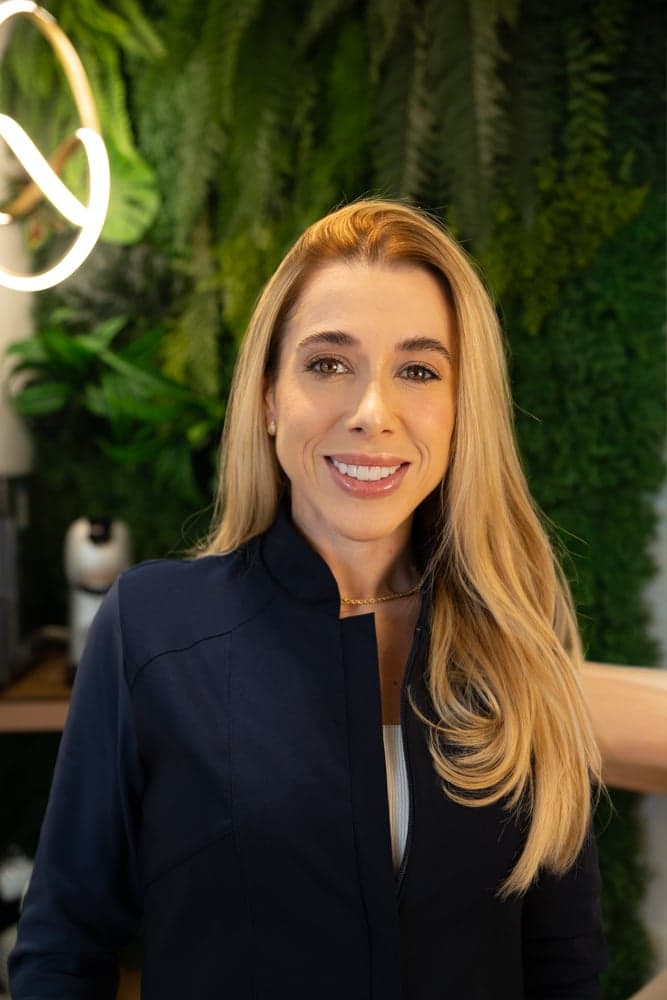Dra. Taliane Dallarosa, Responsável técnica da OralClin