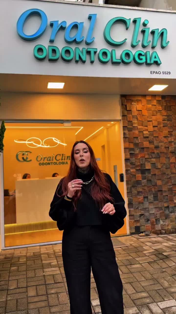 Nathaly Monteiro, paciente da OralClin, durante o depoimento